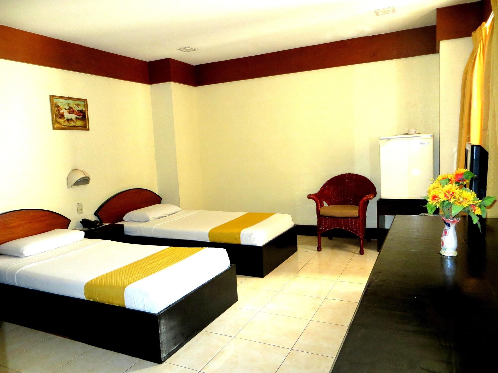 Paragon Suites Cebu Stadt Exterior foto