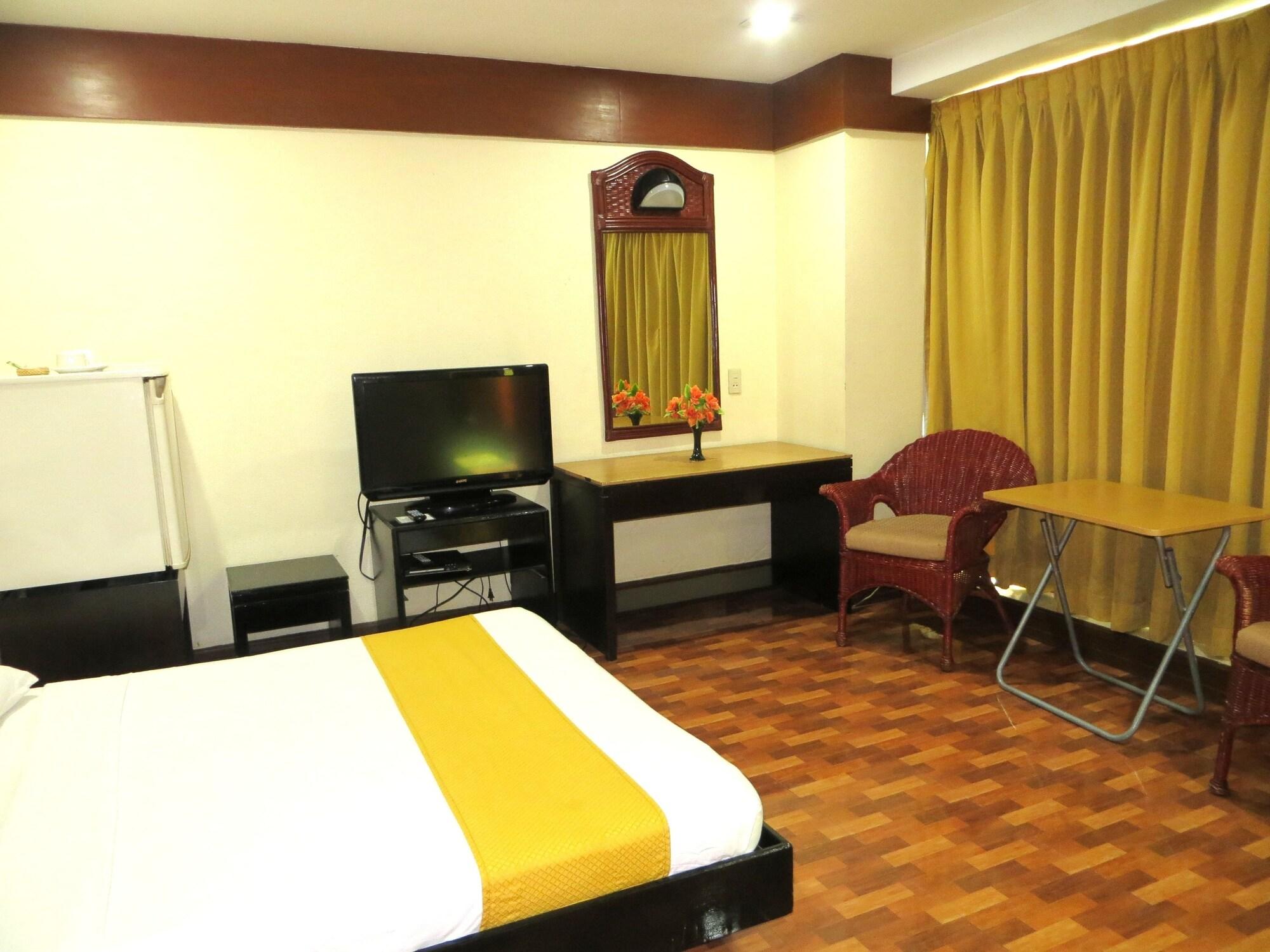 Paragon Suites Cebu Stadt Exterior foto