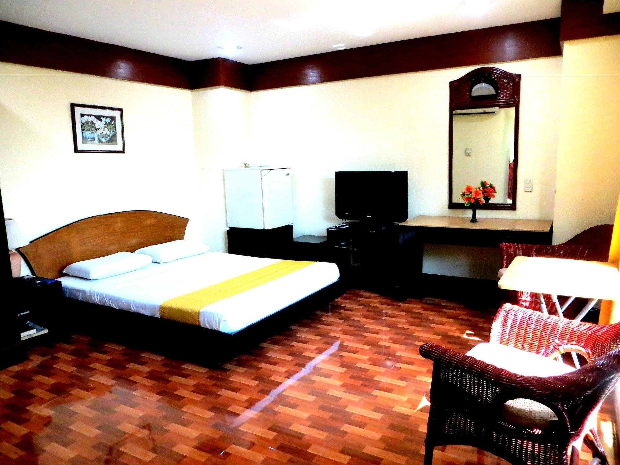 Paragon Suites Cebu Stadt Exterior foto